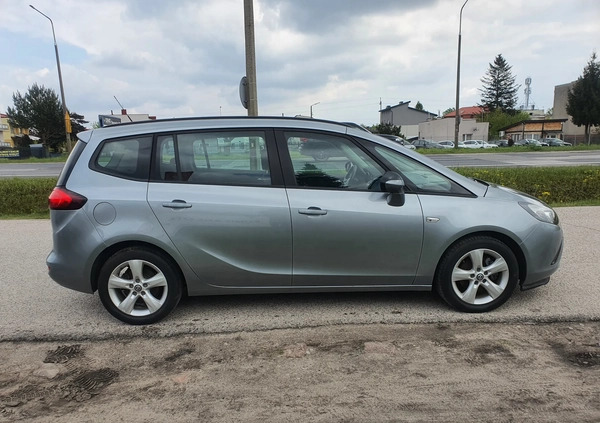 Opel Zafira cena 33900 przebieg: 155000, rok produkcji 2012 z Krzywiń małe 277